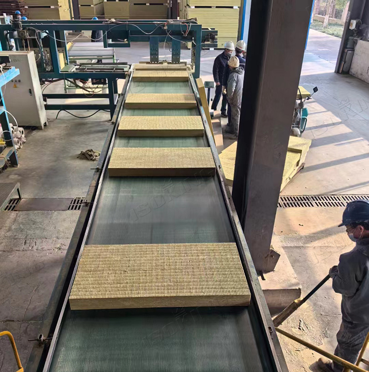 rock-wool-manufacturing-company